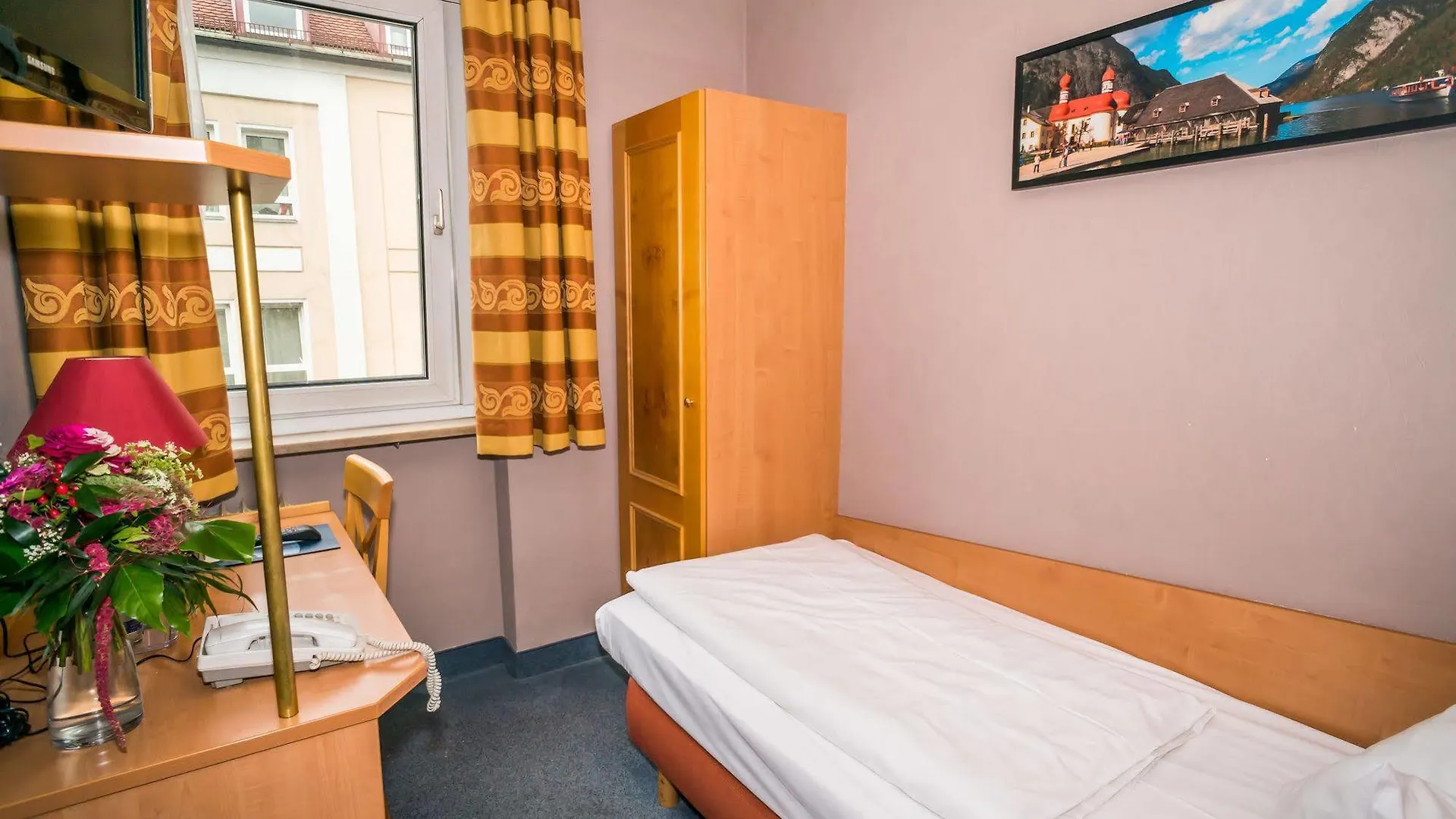 Smart Stay Hotel Schweiz Munich 3*,  Germany